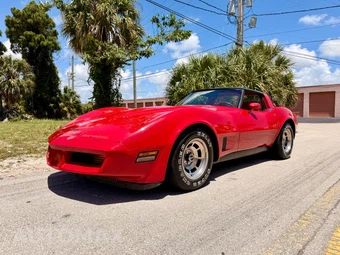 1981 Chevrolet Corvette - samochód z USA z aukcji Manheim, oferta Kup Teraz w AUTOMAX