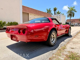 1981 Chevrolet Corvette - miniatura 5