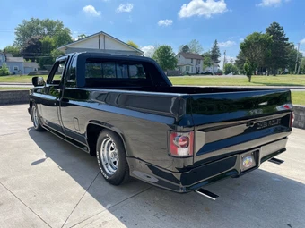 1982 Chevrolet C10 - miniatura 16