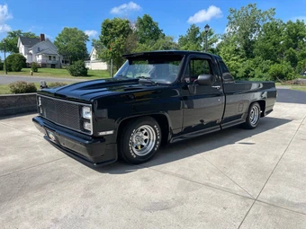 1982 Chevrolet C10 - miniatura 2