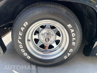 1982 Chevrolet C10 - miniatura 32