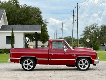 1983 Chevrolet C10 - miniatura 5