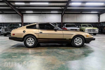 1983 Nissan 280ZX - miniatura 6