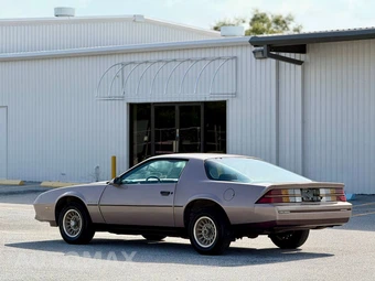 1984 Chevrolet Camaro Berlinetta - miniatura 5