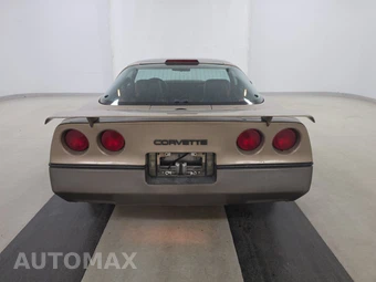 1984 Chevrolet Corvette – miniatura 5