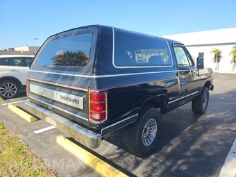 1984 Dodge Ramcharger - miniatura 4