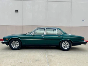 1984 Jaguar XJ6 III - miniatura 2