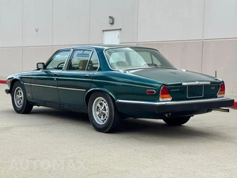 1984 Jaguar XJ6 III - miniatura 3