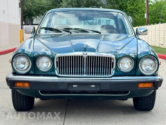 1984 Jaguar XJ6 III - miniatura 9