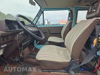 1984 Volkswagen Vanagon Camper - miniatura 7