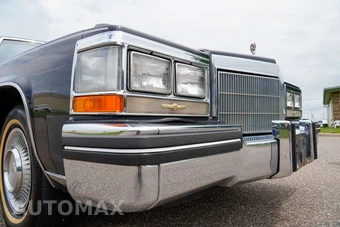 1985 Cadillac Fleetwood Brougham Sedan - miniatura 27