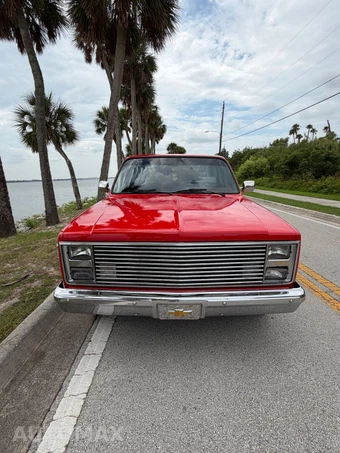1985 Chevrolet C10 - miniatura 13