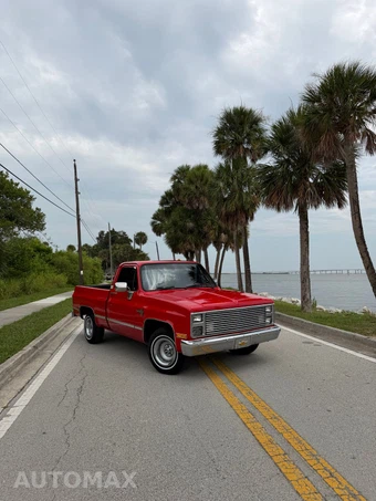 1985 Chevrolet C10 - miniatura 3