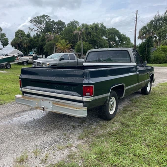 1985 Chevrolet C10 - miniatura 4