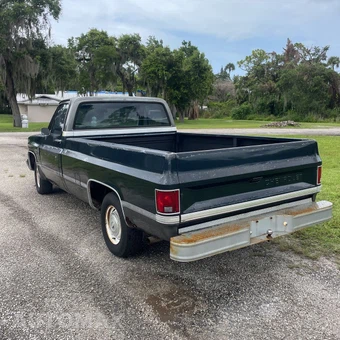 1985 Chevrolet C10 - miniatura 7