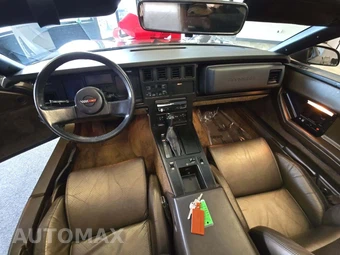 1985 Chevrolet Corvette - miniatura 10
