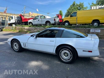 1985 Chevrolet Corvette - miniatura 3