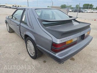1985 Ford Mustang SVO - miniatura 6