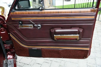 1985 Jeep Grand Wagoneer Grand - miniatura 36