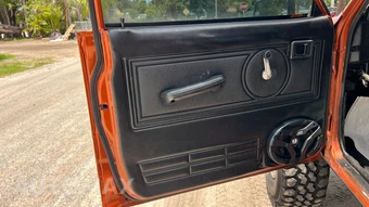 1985 Nissan Truck Deluxe - miniatura 9
