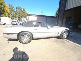 1986 Chevrolet Corvette Convertible - miniatura 5