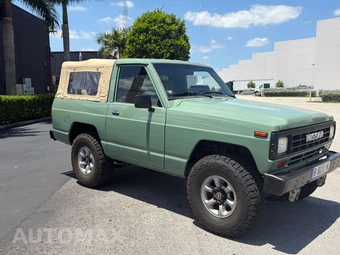 1986 Nissan Patrol - miniatura 3