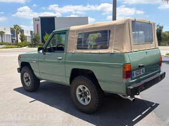 1986 Nissan Patrol - miniatura 6
