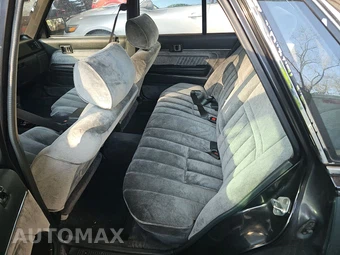1986 Toyota Cressida Luxury Sedan - miniatura 13