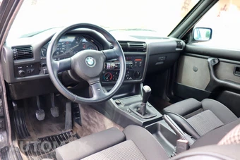 1987 BMW 3 Series 325i - miniatura 16
