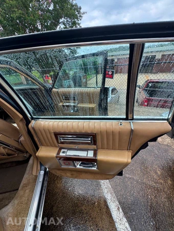1987 Cadillac Brougham - miniatura 16