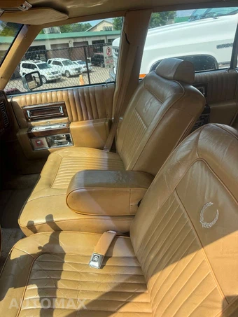 1987 Cadillac Brougham - miniatura 29