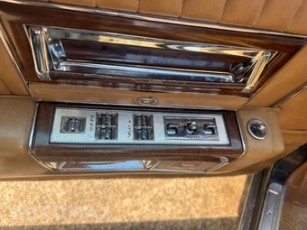 1987 Cadillac Brougham - miniatura 34