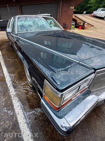 1987 Cadillac Brougham - miniatura 7