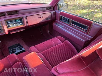 1987 Cadillac DeVille Sedan - miniatura 12