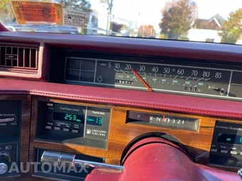 1987 Cadillac DeVille Sedan - miniatura 23