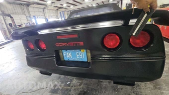 1987 Chevrolet Corvette Convertible – miniatura 19