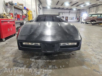 1987 Chevrolet Corvette Convertible – miniatura 2