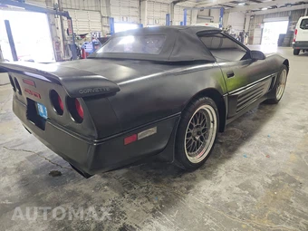 1987 Chevrolet Corvette Convertible – miniatura 4