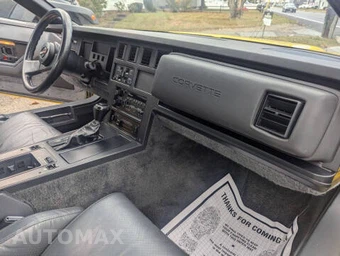 1987 Chevrolet Corvette Convertible - miniatura 37