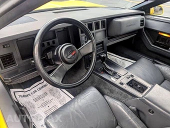 1987 Chevrolet Corvette Convertible - miniatura 81
