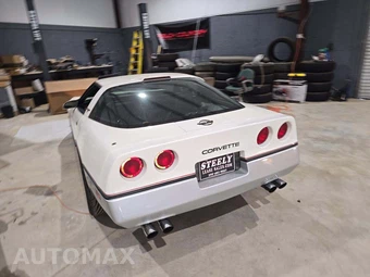 1987 Chevrolet Corvette Coupe – miniatura 2