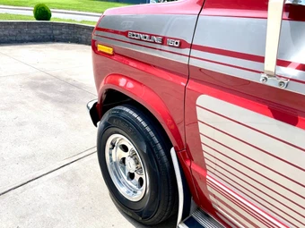 1987 Ford E-150 Cargo Van - miniatura 10