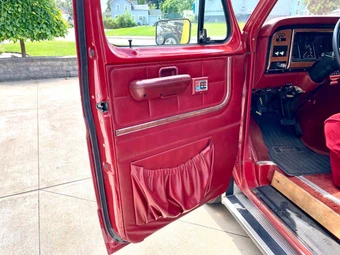 1987 Ford E-150 Cargo Van - miniatura 13