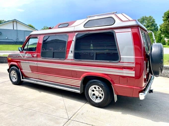 1987 Ford E-150 Cargo Van - miniatura 3