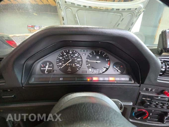 1988 BMW 3 Series Convertible 325iC - miniatura 9