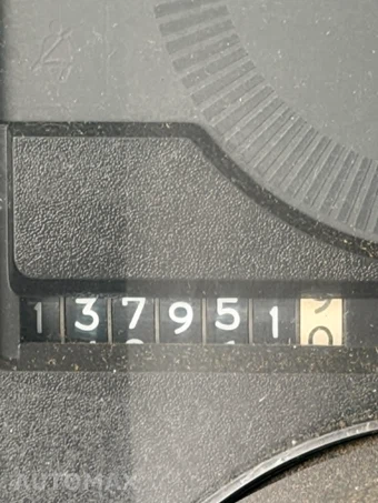 1988 Chevrolet C2500 - miniatura 10
