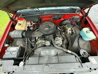 1988 Chevrolet C2500 - miniatura 7