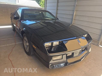 1988 Chevrolet Camaro IROC Z Coupe - miniatura 3