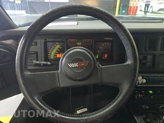 1988 Chevrolet Corvette Convertible – miniatura 10