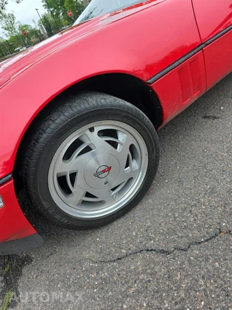 1988 Chevrolet Corvette Convertible – miniatura 15